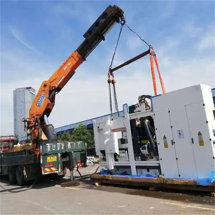 感城镇附近小吊车联系方式|8-16吨|本地及时服务